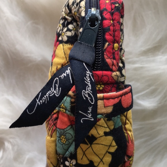 Vera Bradley cosmic bag. - Picture 3 of 6